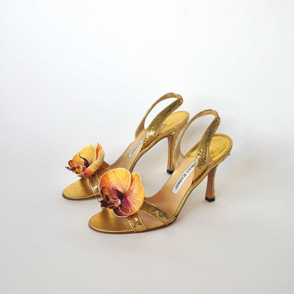Manolo Blahnik Gold Orchid Embellished Heels - Picture 5 of 8